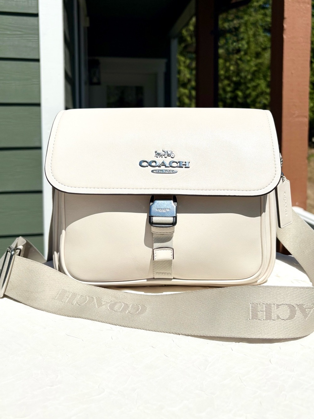 COACH Pace Messenger Bag In Chalk White CR098